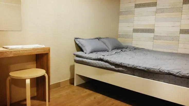 Panda Guesthouse Pusan 2*,