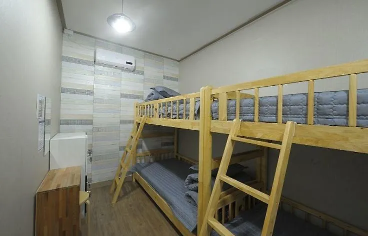 Panda Guesthouse Pusan 2*,  Jižní Korea